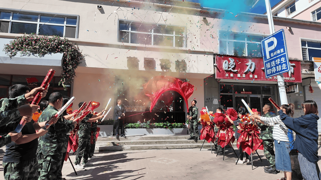 【产业富企】花栈开业绽光彩 产业发展启新篇
